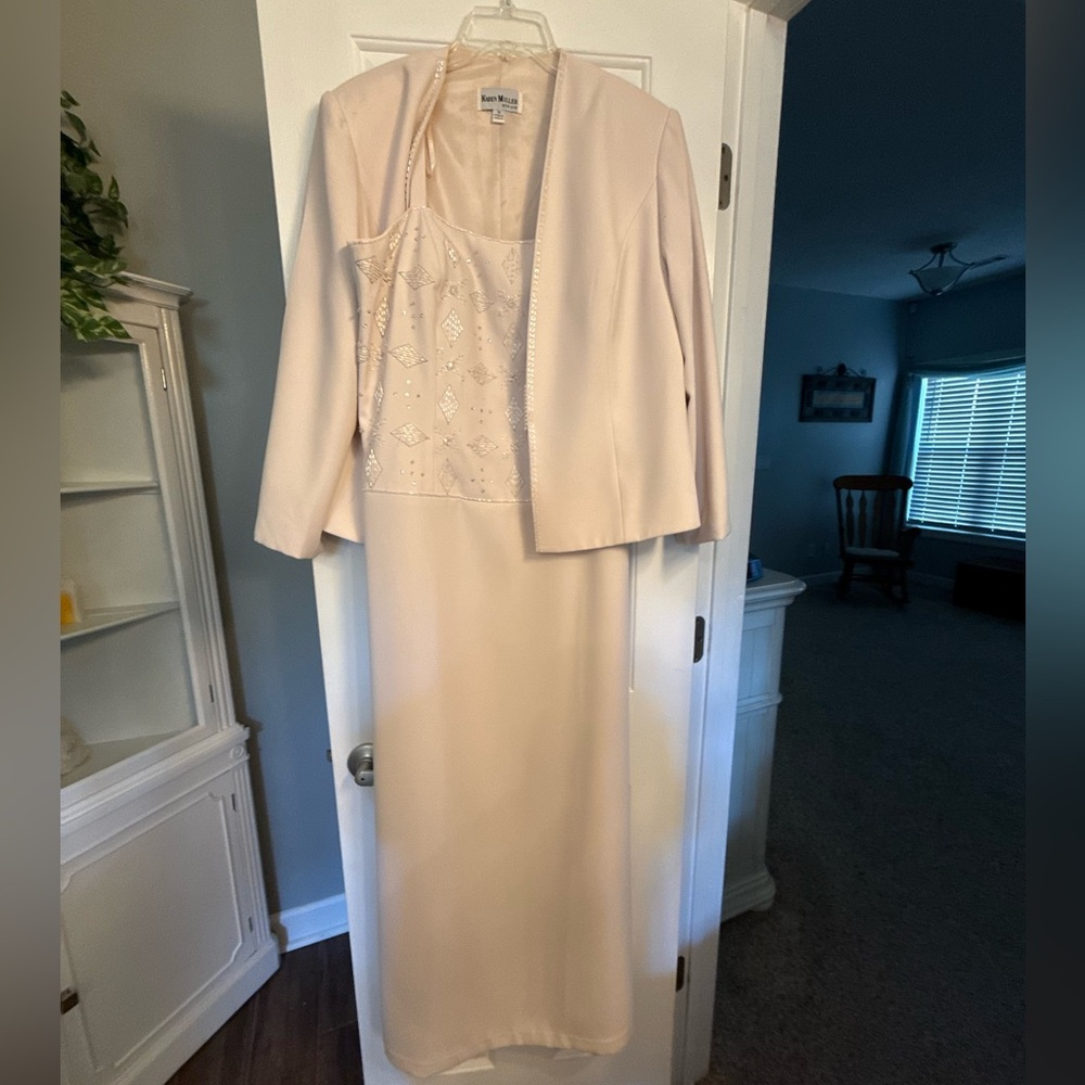 Karen Miller Cream Strapless Dress with Diamond Pattern